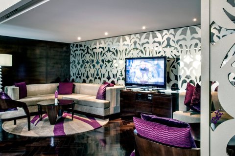1699.9398m² Hotel Apartment in Deira, UAE No. 3676 6