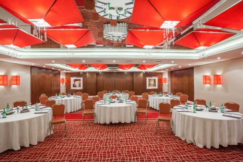 1699.9398m² Hotel Apartment in Deira, UAE No. 3676 17