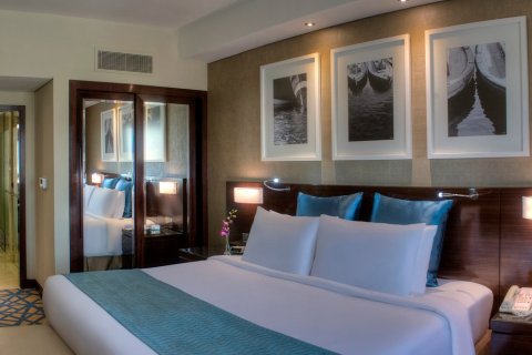 1699.9398m² Hotel Apartment in Deira, UAE No. 3676 3