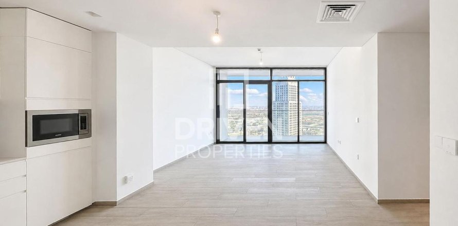 Apartment de 2 dormitorios en Palace Residences, UAE No. 215178