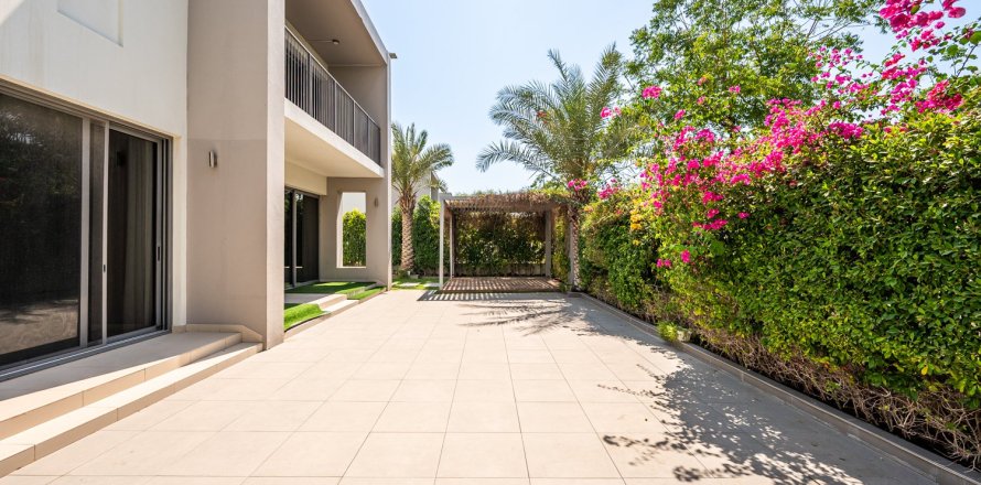 5 bedrooms Villa in Dubai Hills Estate, UAE No. 226464