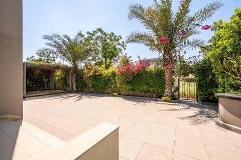 5 bedrooms Villa in Dubai Hills Estate, UAE No. 226464 4