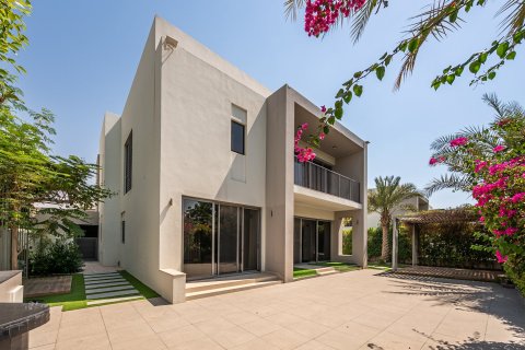 5 bedrooms Villa in Dubai Hills Estate, UAE No. 226464 3