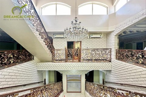 Villa de 10 chambres à Seih Al Uraibi, UAE No. 34224 22