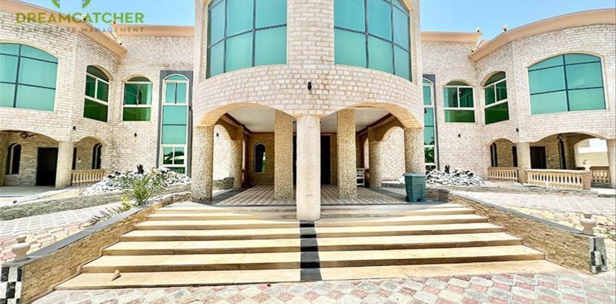 Villa de 10 chambres à Seih Al Uraibi, UAE No. 34224