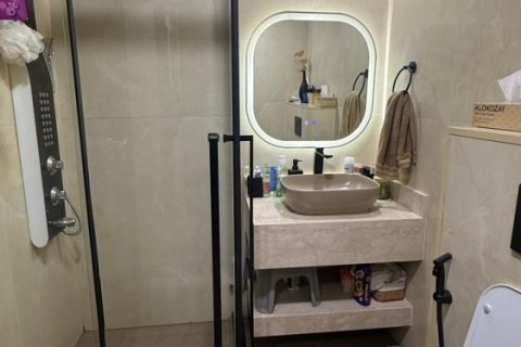2 bedrooms Apartment in Jumeirah Islands, UAE No. 220304 14