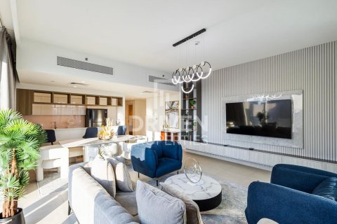 3 bedrooms Apartment in Zabeel, UAE No. 211526 12