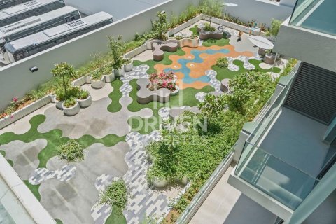 Studio Apartment in District 15, UAE No. 211578