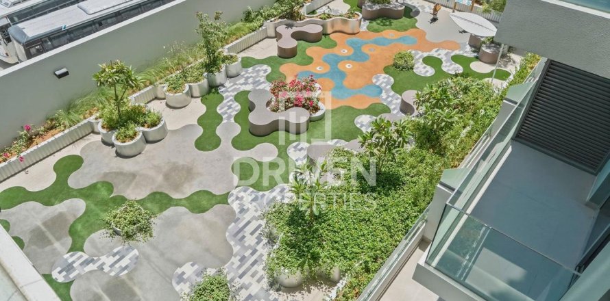 Studio Apartment in District 15, UAE No. 211578