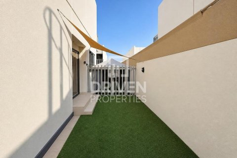 3 bedrooms Townhouse in Dubai, UAE No. 211240 23