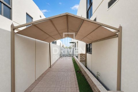 3 bedrooms Townhouse in Dubai, UAE No. 211240 21