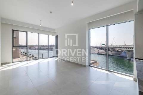 2 bedrooms Apartment in Al Wasl, UAE No. 211317