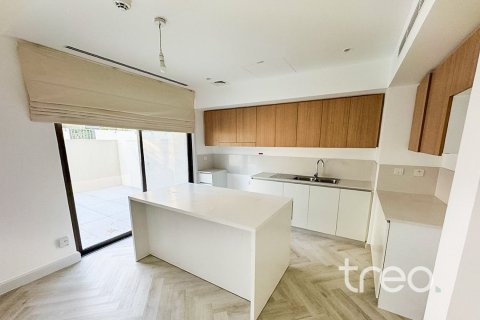Villa de 4 chambres à EMAAR South, UAE No. 222790 3