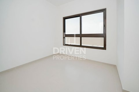 2 bedrooms Apartment in EMAAR South, UAE No. 225311 5