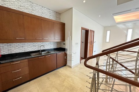 Вилла с 5 спальнями в Марина, ОАЭ №44880 12