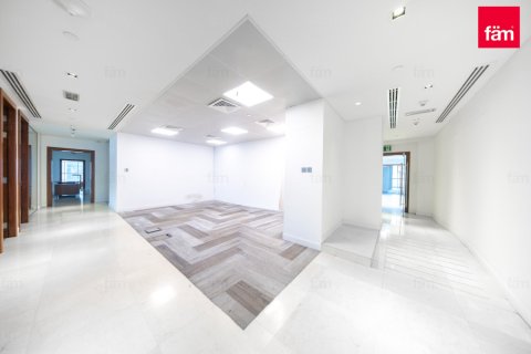 820.4m² Office in Dubai, UAE No. 148593 17