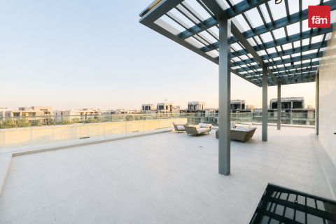 7 bedrooms Villa in Dubai, UAE No. 160495 3