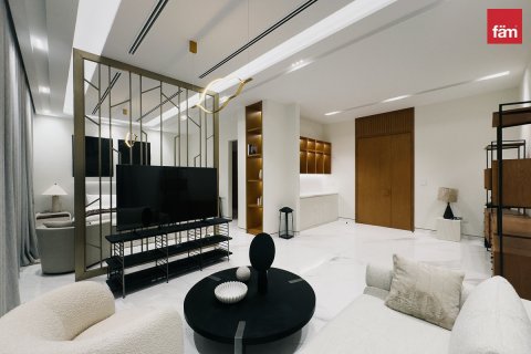 7 bedrooms Villa in Dubai, UAE No. 160495 13
