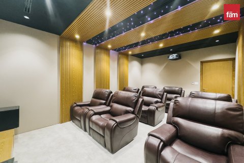 7 bedrooms Villa in Dubai, UAE No. 160495 10