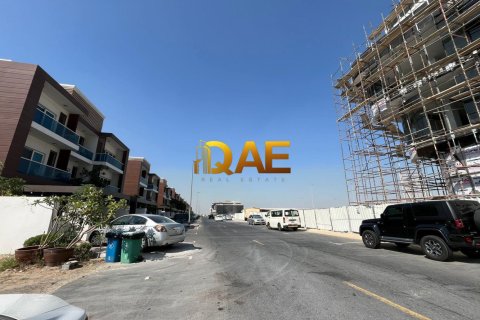 122.9مربع، مكتب في مردف, الإمارات العربية المتحدة رقم 52042 13