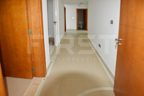 3 غرف نوم شقة في Danet Abu Dhabi, الإمارات العربية المتحدة رقم 13372 11