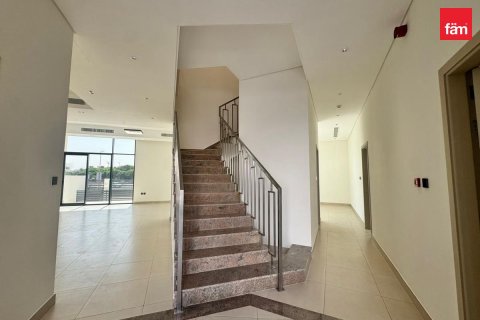 5 bedrooms Villa in Dubai, UAE No. 219283 17