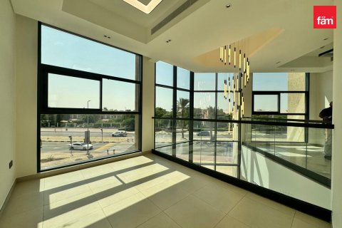 5 bedrooms Villa in Dubai, UAE No. 219283