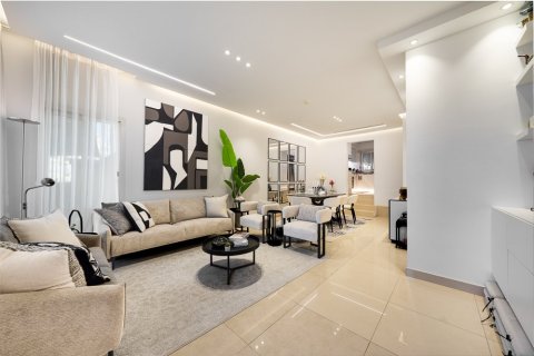 Townhouse de 3 dormitorios en Jumeirah Village Circle, UAE No. 196986