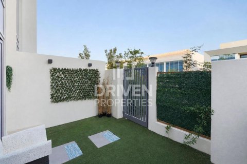 1 غرف نوم فيلا في Rukan, الإمارات العربية المتحدة رقم 214881 20