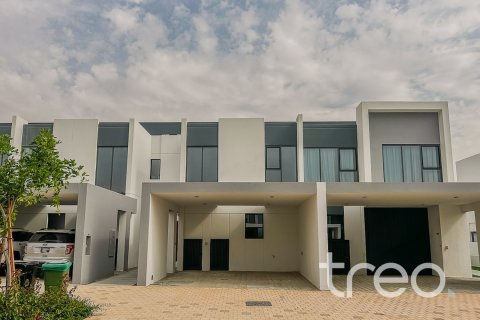 Villa de 3 chambres à Villanova, UAE No. 220940