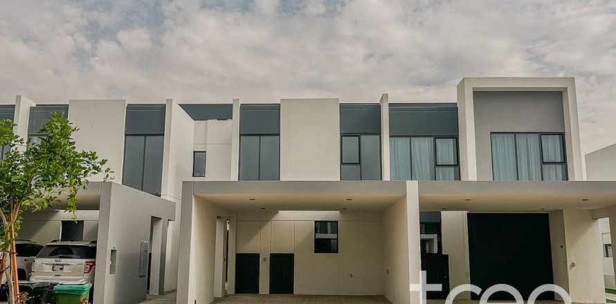 Villa de 3 chambres à Villanova, UAE No. 220940