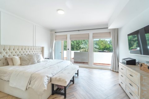 5 bedrooms Villa in Dubai, UAE No. 217083 16