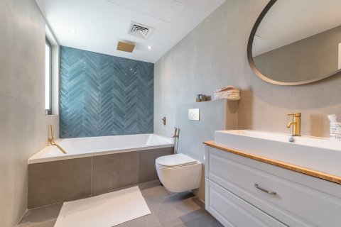 5 bedrooms Villa in Dubai, UAE No. 217083 14