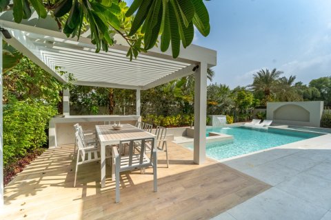 5 bedrooms Villa in Dubai, UAE No. 217083 23
