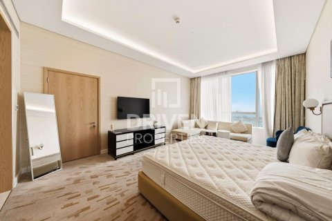 Studio Apartment in The Palm Tower, UAE No. 212582 7
