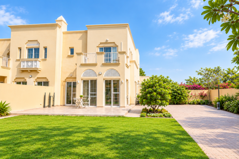 Villa de 3 chambres à Dubai, UAE No. 224584