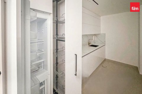 Apartment de 2 dormitorios en Dubai, UAE No. 223708 8