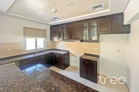 Townhouse de 3 chambres à Bella Casa, UAE No. 222784 11