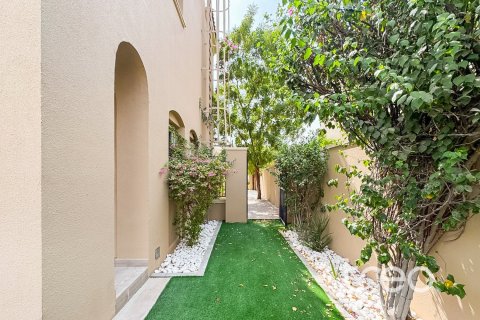 Townhouse de 3 chambres à Bella Casa, UAE No. 222784 7