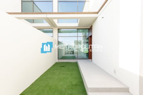 Townhouse de 3 dormitorios en Abu Dhabi, UAE No. 140982 23