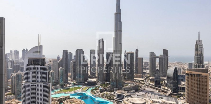 Квартира с 3 спальнями в The Address Residence Fountain Views, ОАЭ №221405