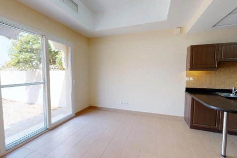 Villa de 3 dormitorios en Dubai Silicon Oasis, UAE No. 215371 3