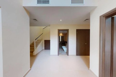 Villa de 3 dormitorios en Dubai Silicon Oasis, UAE No. 215371 24