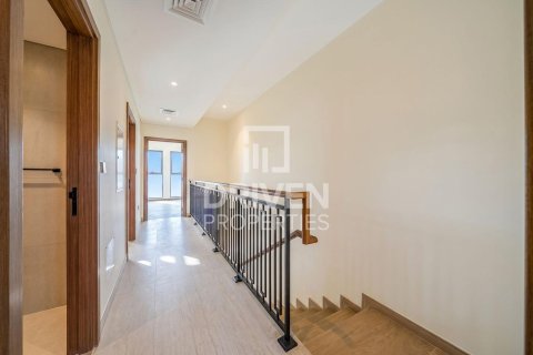 Townhouse de 4 dormitorios en Damac Lagoons, UAE No. 223128 6