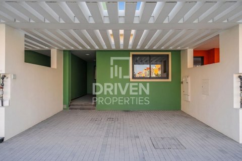 Townhouse de 4 dormitorios en Damac Lagoons, UAE No. 223128 18