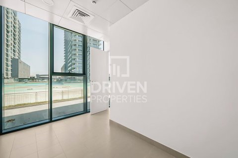 Apartment de 3 dormitorios en District One, UAE No. 217837 14