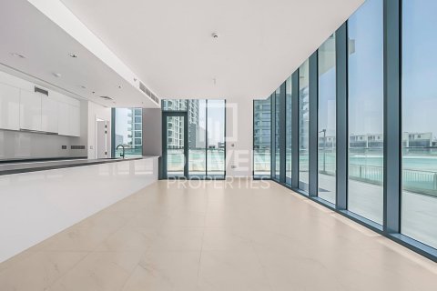 Apartment de 3 dormitorios en District One, UAE No. 217837 3
