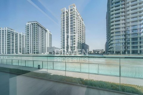 Apartment de 3 dormitorios en District One, UAE No. 217837 4