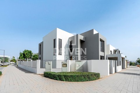 Villa de 5 dormitorios en Sidra Villas, UAE No. 201233 3