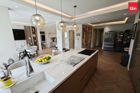 4 bedrooms Villa in Dubai, UAE No. 215582 7